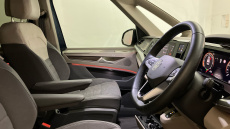 Volkswagen Multivan 2.0 TDI Style 5dr LWB DSG Diesel Estate